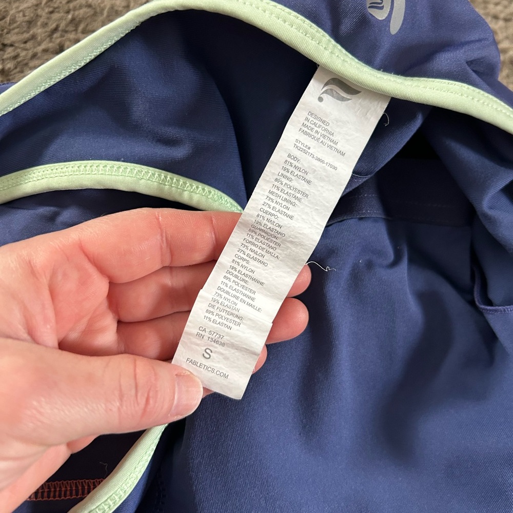 Fabletics matching set - Picture 4 of 4